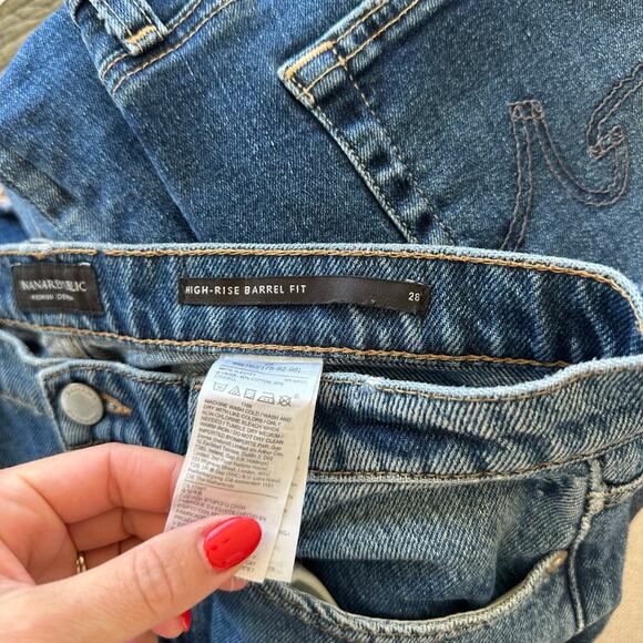 Banana Republic High Rise Barrel Fit Jeans Hemlock Wash 28 - Picture 8 of 10